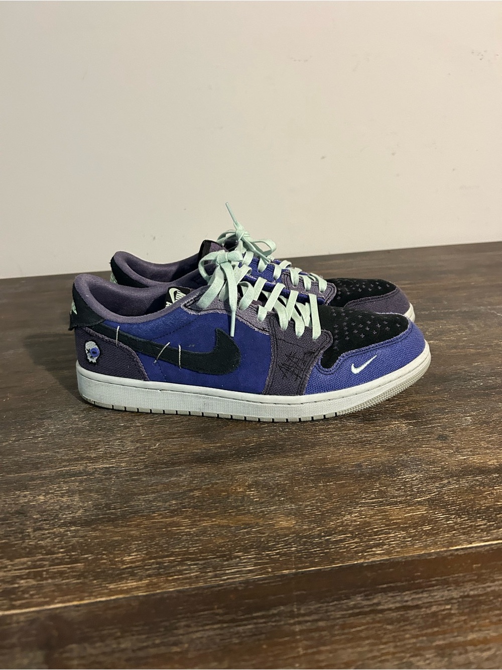 AJ Low 1 OG Voodoo size 11 great condition